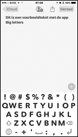 Het groot toetsenbord van Big Keyboard bij een editeerbare tekstnotitie